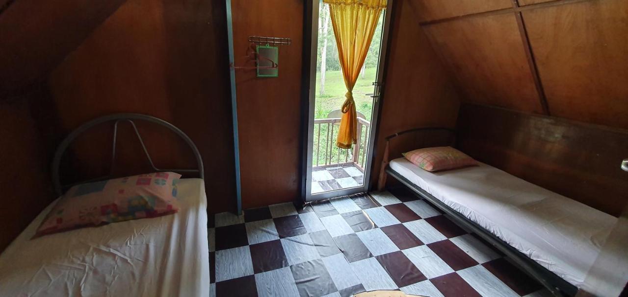 Chalet Kampong Semawar Kuala Kangsar Exterior foto